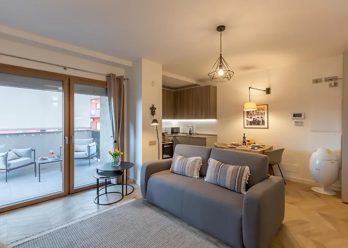 Luxury Trastevere Gym & Rooftop 5h Apartment
